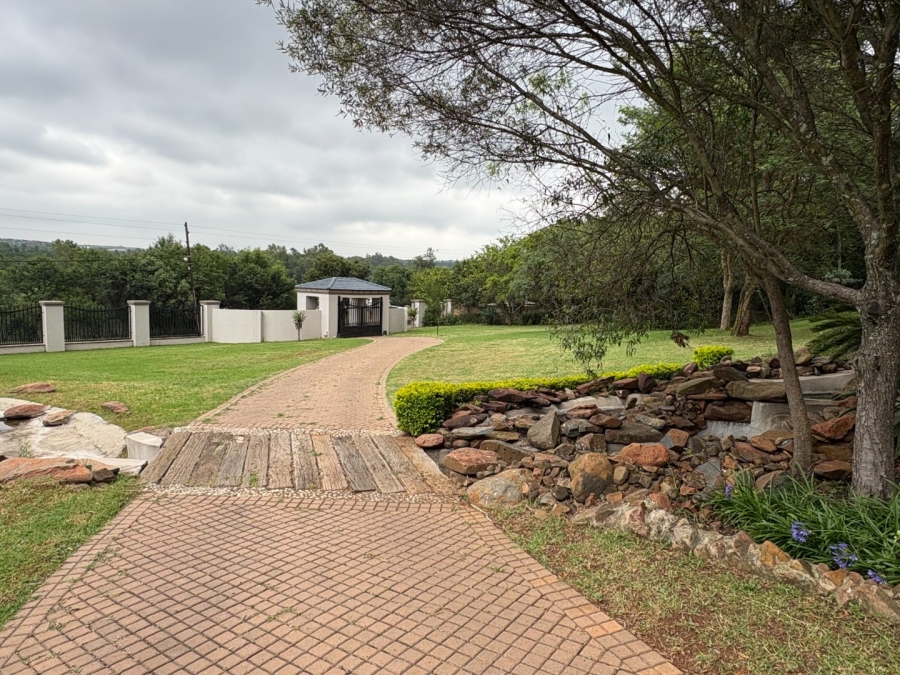 6 Bedroom Property for Sale in Mooikloof Equestrian Estate Gauteng