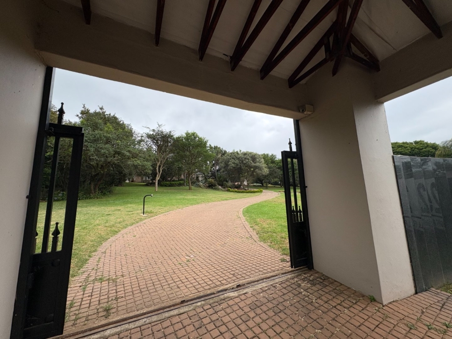 6 Bedroom Property for Sale in Mooikloof Equestrian Estate Gauteng