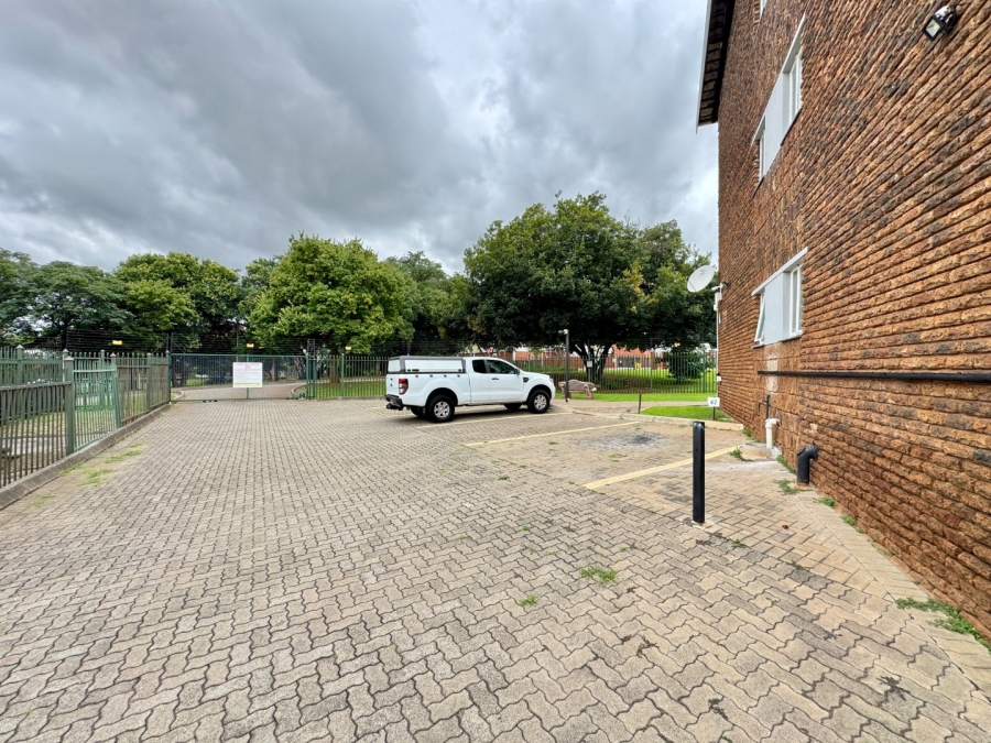 2 Bedroom Property for Sale in Doringkloof Gauteng