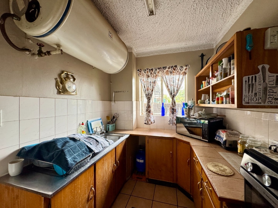 2 Bedroom Property for Sale in Doringkloof Gauteng