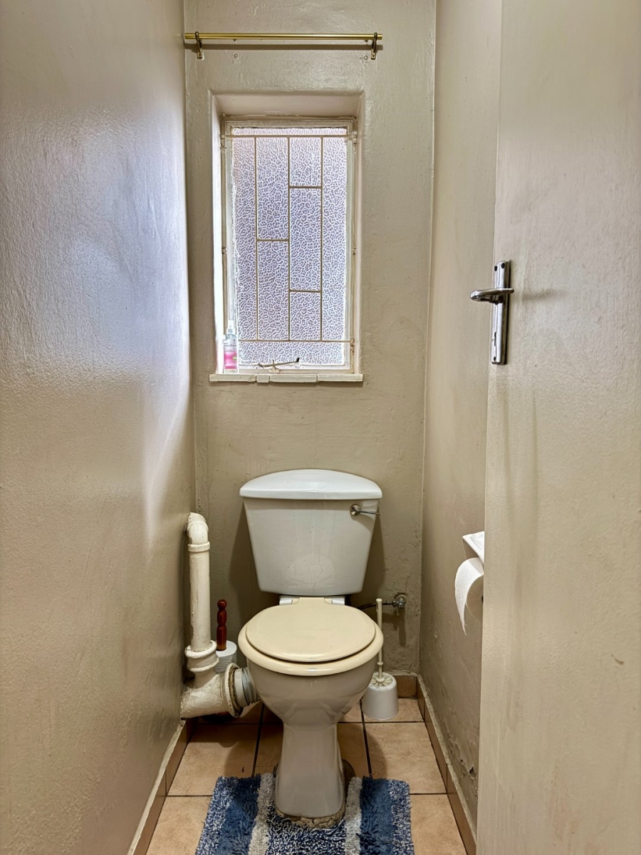 2 Bedroom Property for Sale in Doringkloof Gauteng