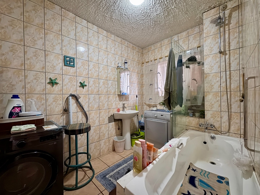 2 Bedroom Property for Sale in Doringkloof Gauteng