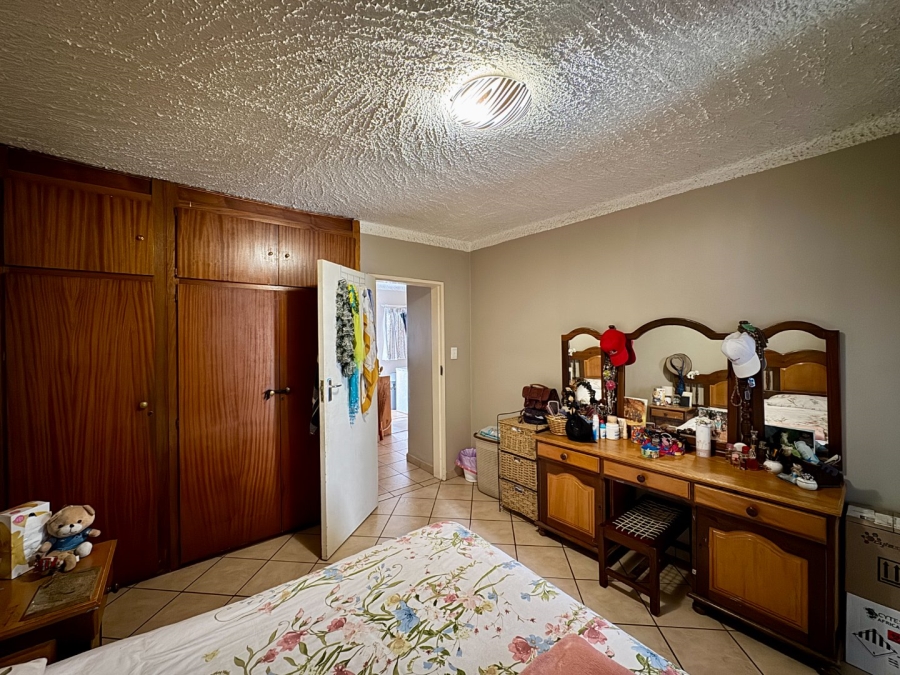 2 Bedroom Property for Sale in Doringkloof Gauteng