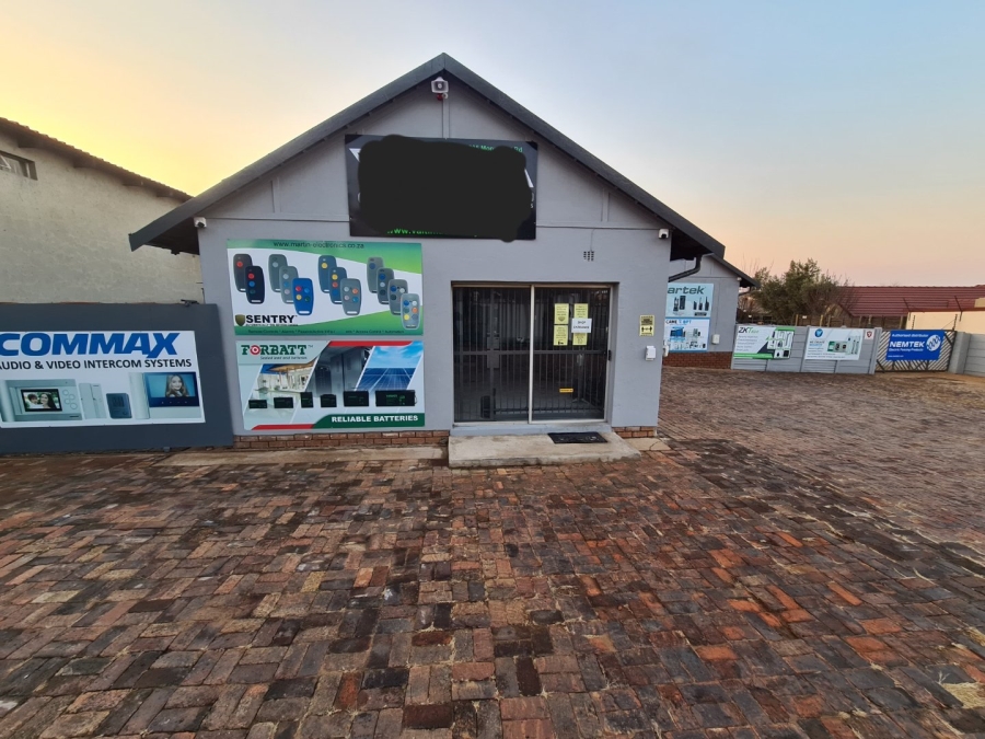 Commercial Property for Sale in Glen Marais Gauteng