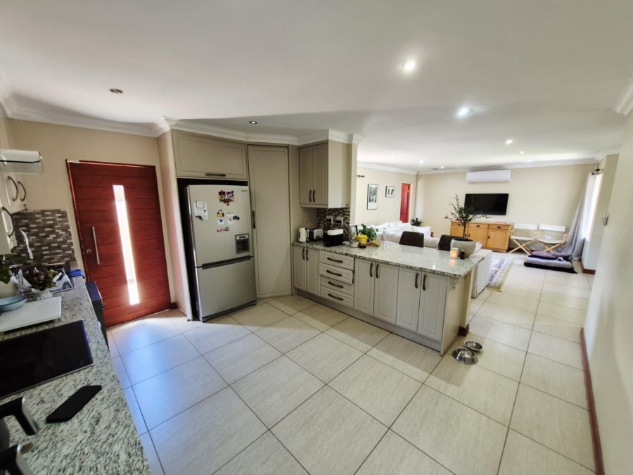 2 Bedroom Property for Sale in Olympus AH Gauteng