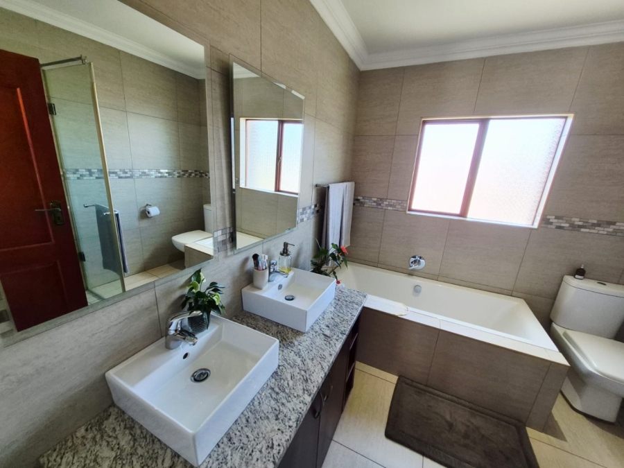 2 Bedroom Property for Sale in Olympus AH Gauteng