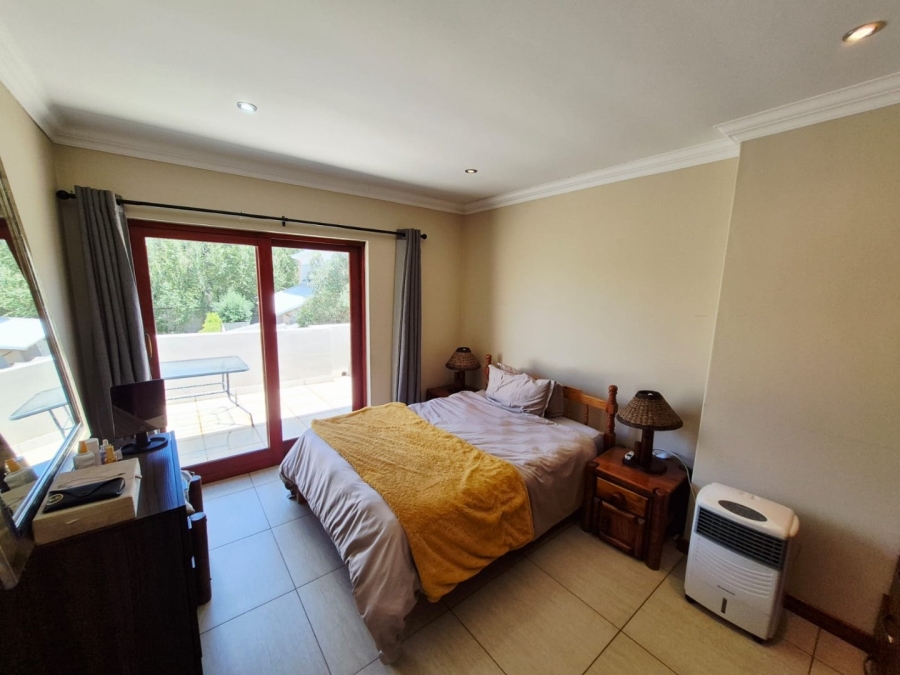 2 Bedroom Property for Sale in Olympus AH Gauteng