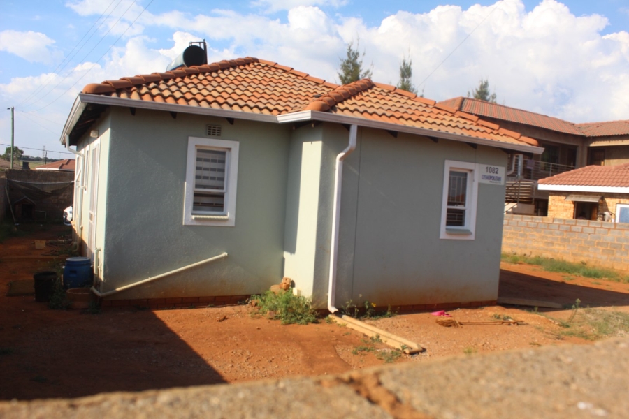 2 Bedroom Property for Sale in Lufhereng Gauteng