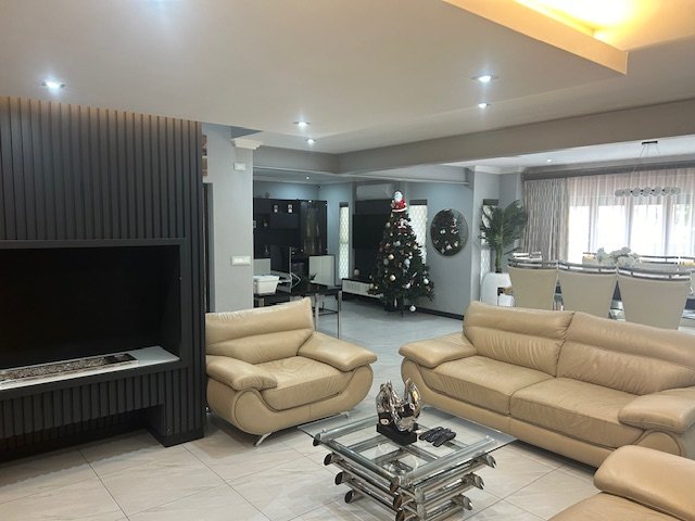 5 Bedroom Property for Sale in Greenstone Hill Gauteng