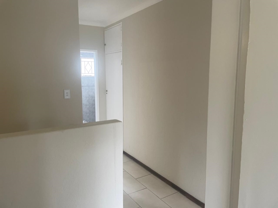 To Let 3 Bedroom Property for Rent in Edenvale Central Gauteng