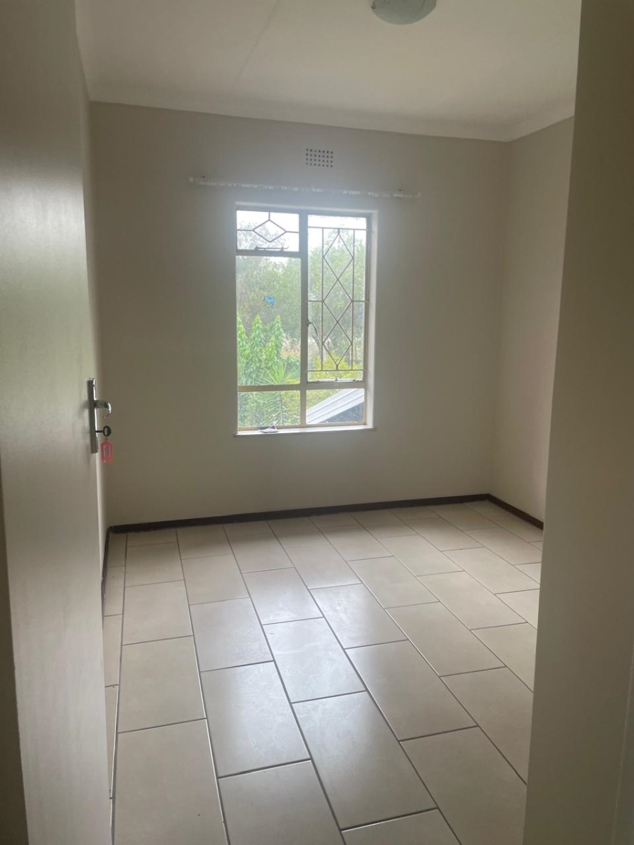 To Let 3 Bedroom Property for Rent in Edenvale Central Gauteng