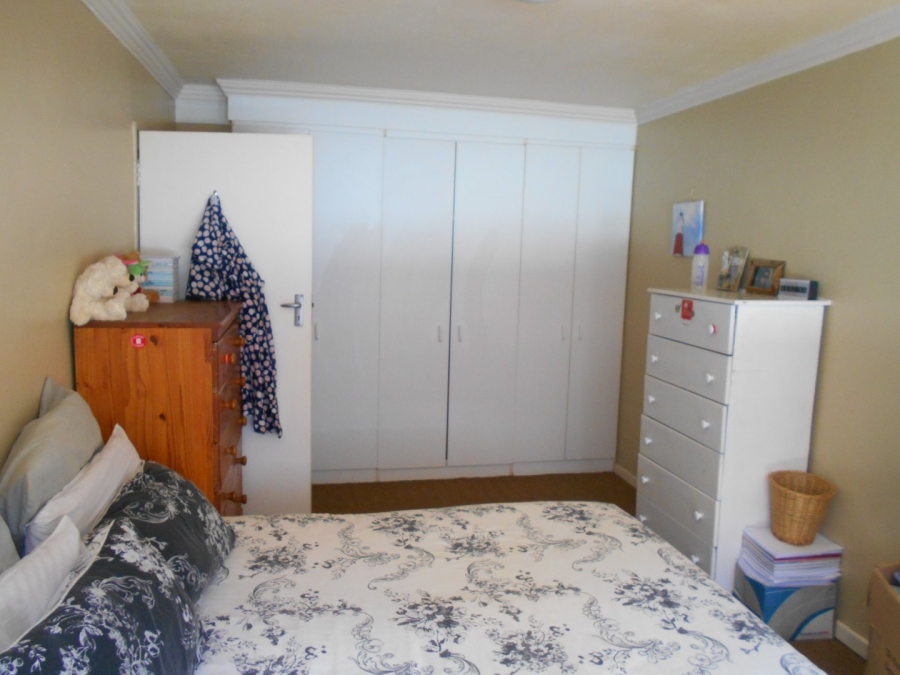 To Let 2 Bedroom Property for Rent in Die Hoewes Gauteng