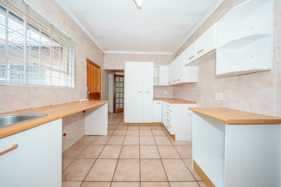 3 Bedroom Property for Sale in Isandovale Gauteng