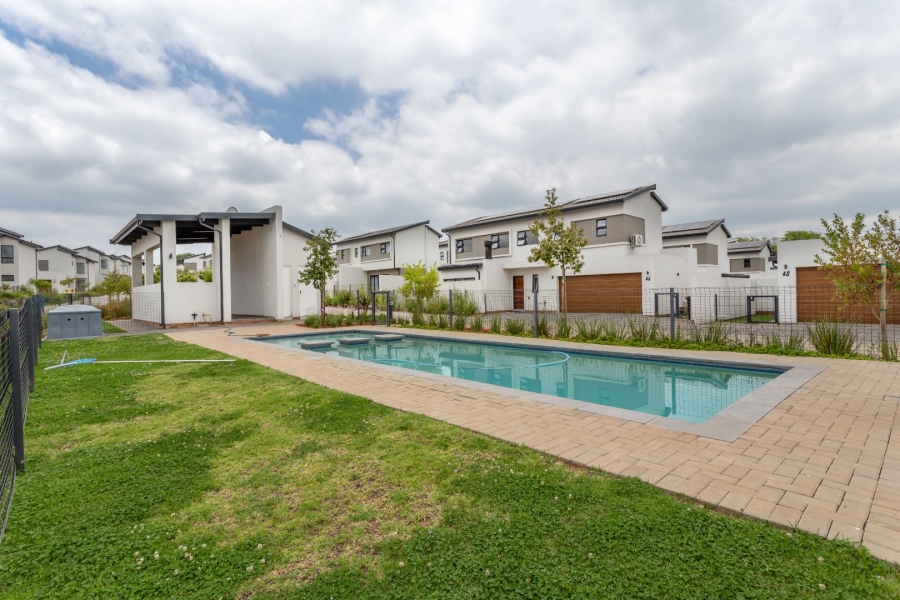 4 Bedroom Property for Sale in Jackal Creek Golf Estate Gauteng