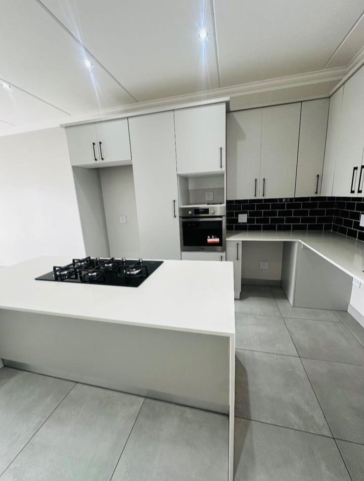 2 Bedroom Property for Sale in Bryanston Gauteng