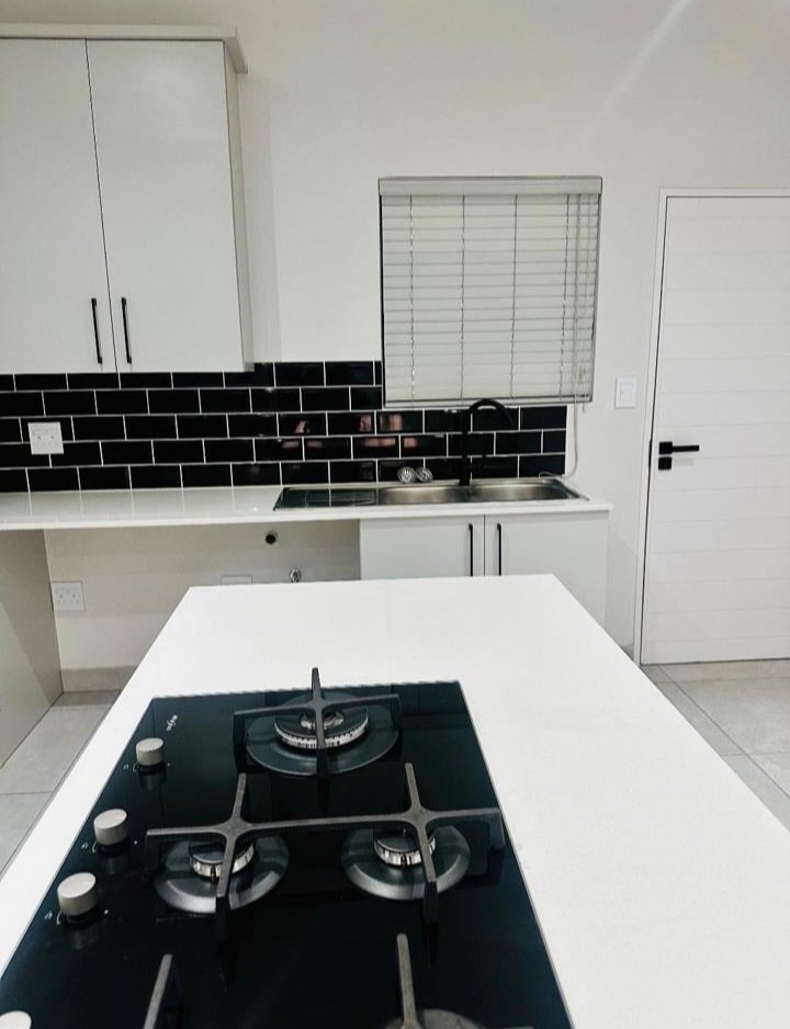 2 Bedroom Property for Sale in Bryanston Gauteng