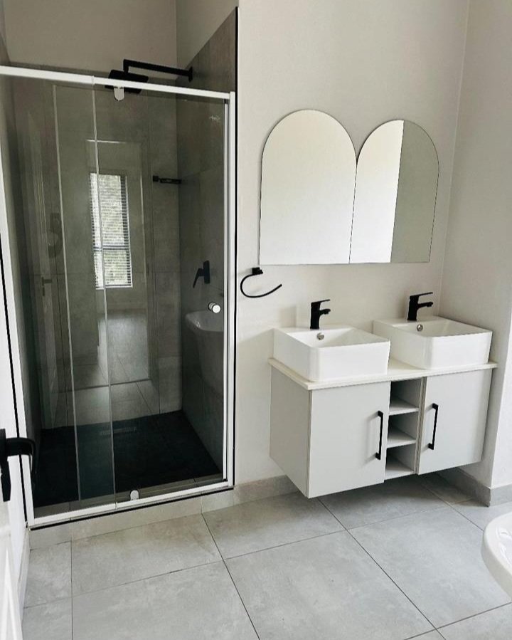 2 Bedroom Property for Sale in Bryanston Gauteng