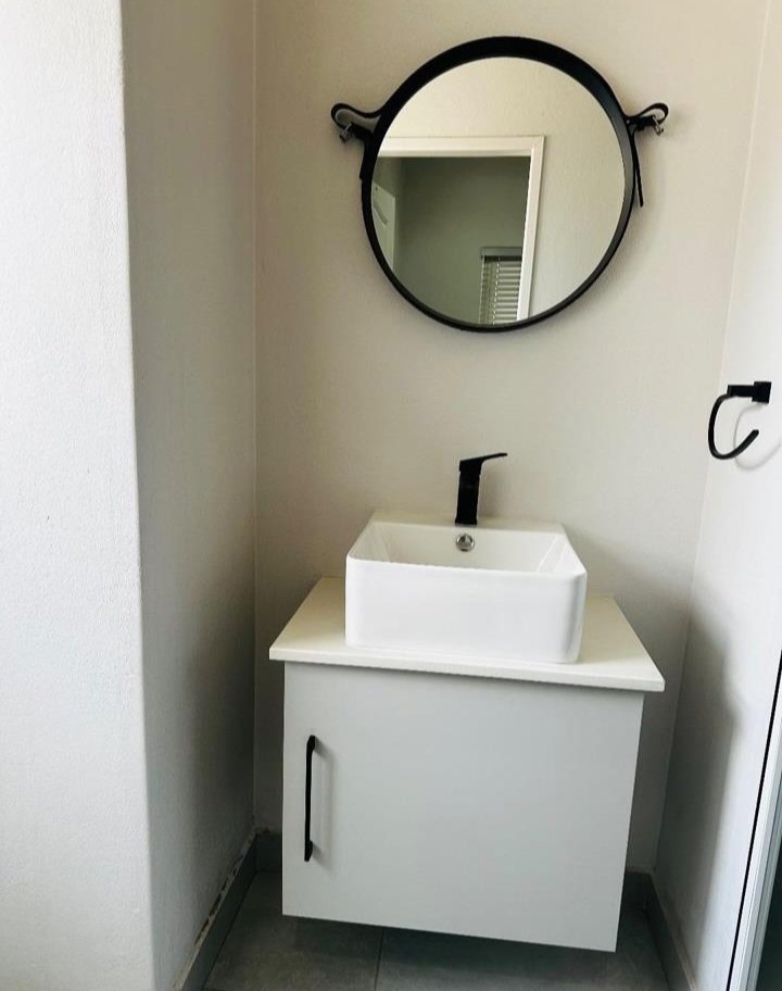 2 Bedroom Property for Sale in Bryanston Gauteng