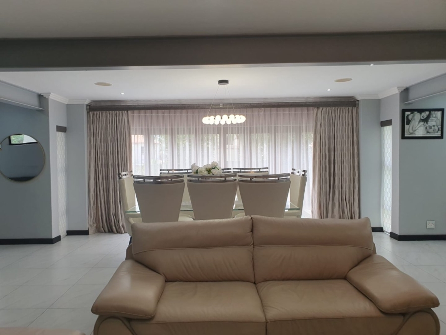 5 Bedroom Property for Sale in Thorn Valley Estate Gauteng