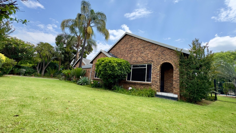 4 Bedroom Property for Sale in Dorandia Gauteng