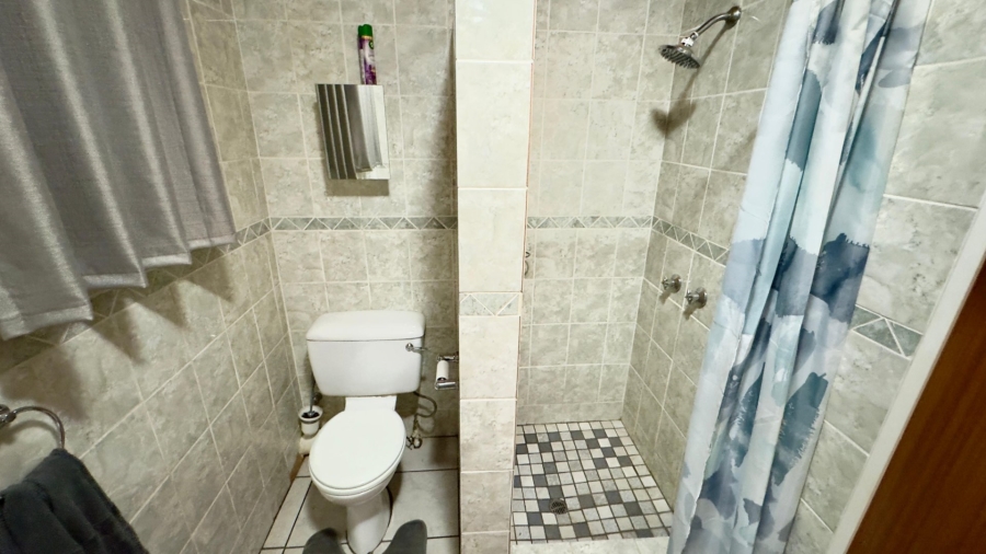 4 Bedroom Property for Sale in Dorandia Gauteng