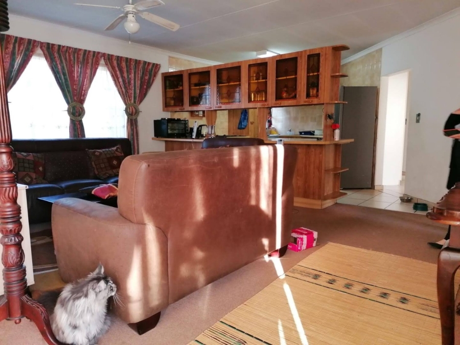 To Let 3 Bedroom Property for Rent in Helderkruin Gauteng