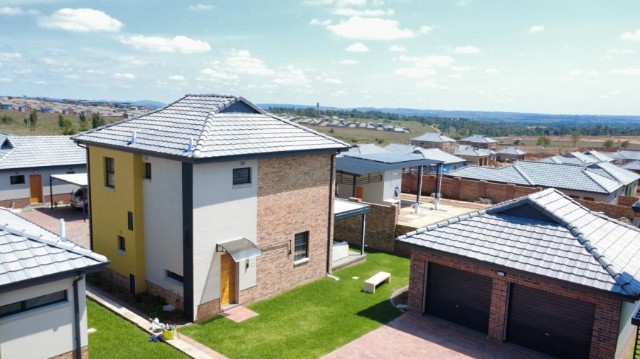3 Bedroom Property for Sale in Lion Pride Gauteng