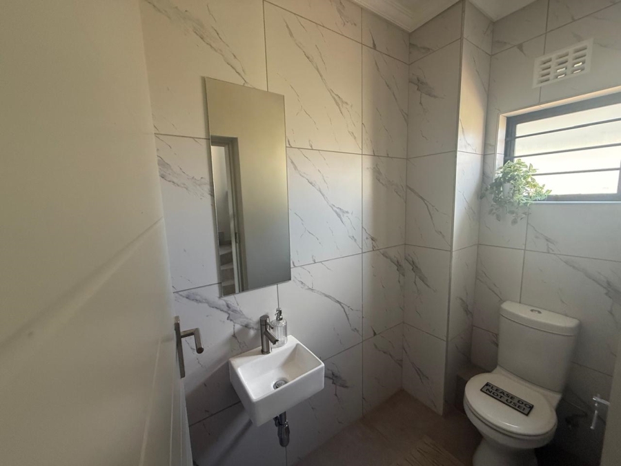 3 Bedroom Property for Sale in Lion Pride Gauteng