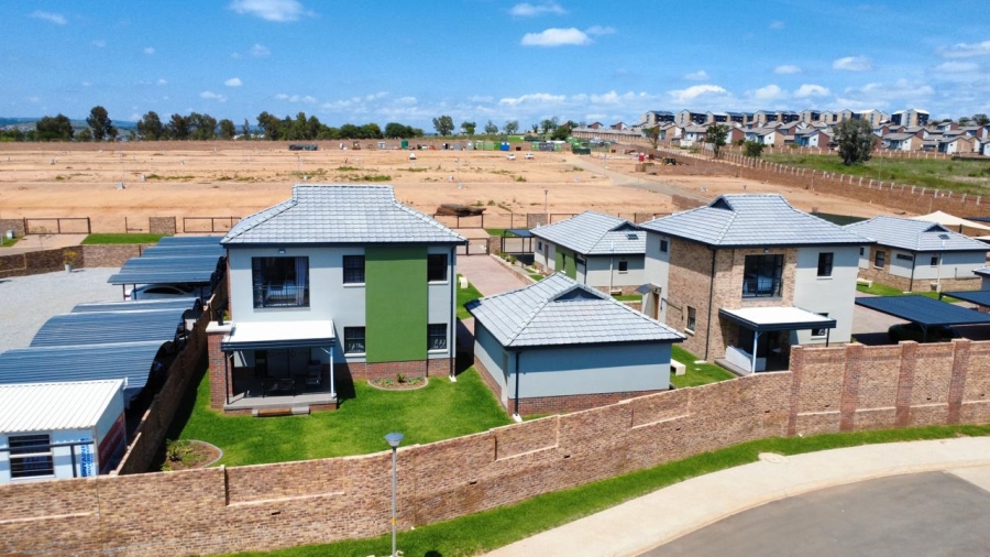 3 Bedroom Property for Sale in Lion Pride Gauteng