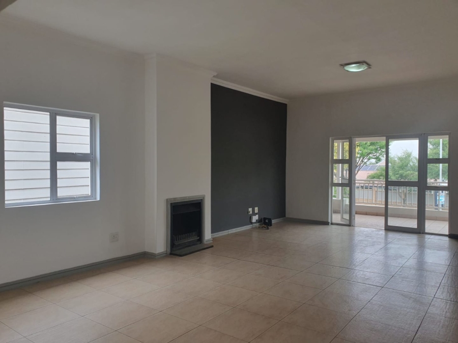 2 Bedroom Property for Sale in Greenstone Hill Gauteng