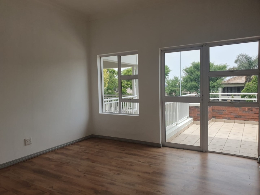 2 Bedroom Property for Sale in Greenstone Hill Gauteng