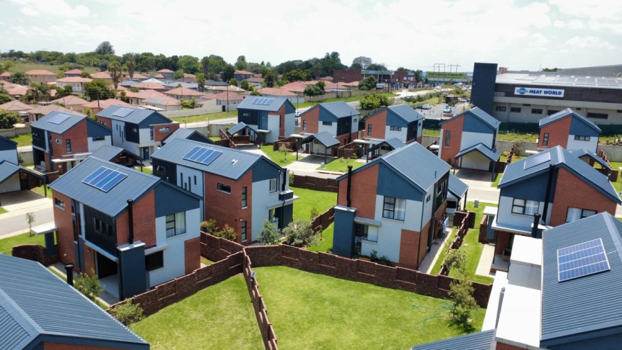 3 Bedroom Property for Sale in North Riding AH Gauteng