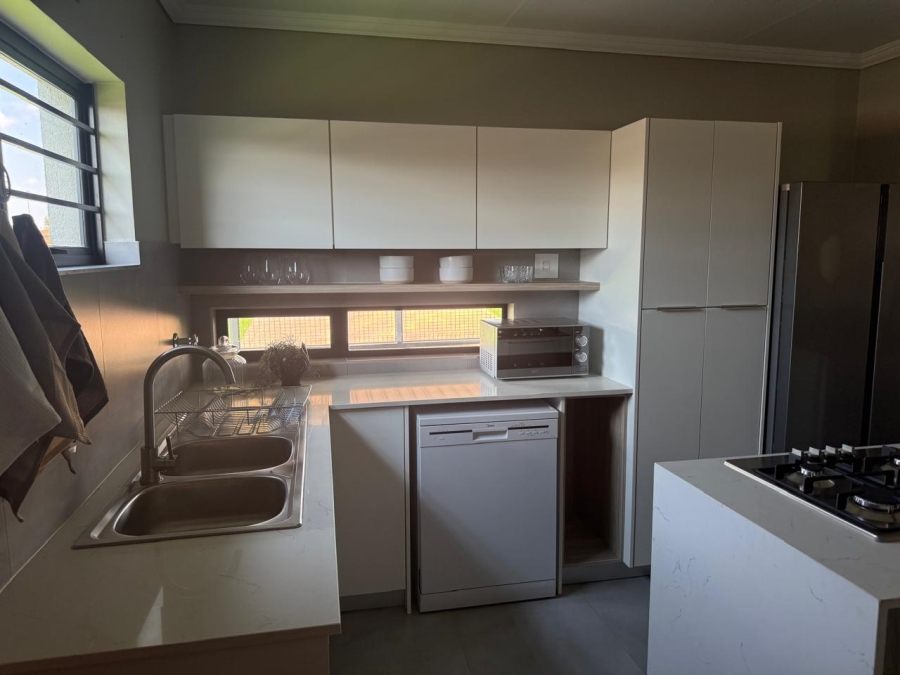 3 Bedroom Property for Sale in Lion Pride Gauteng