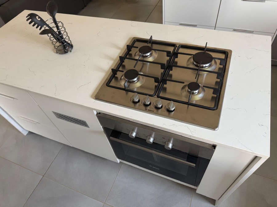 3 Bedroom Property for Sale in Lion Pride Gauteng