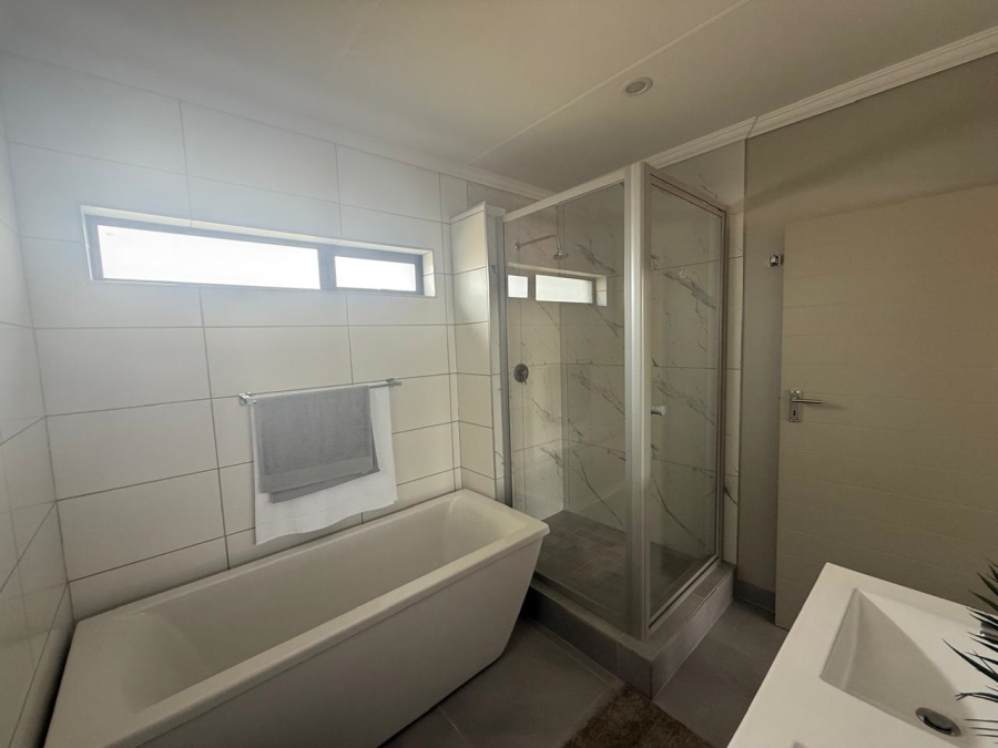 3 Bedroom Property for Sale in Lion Pride Gauteng