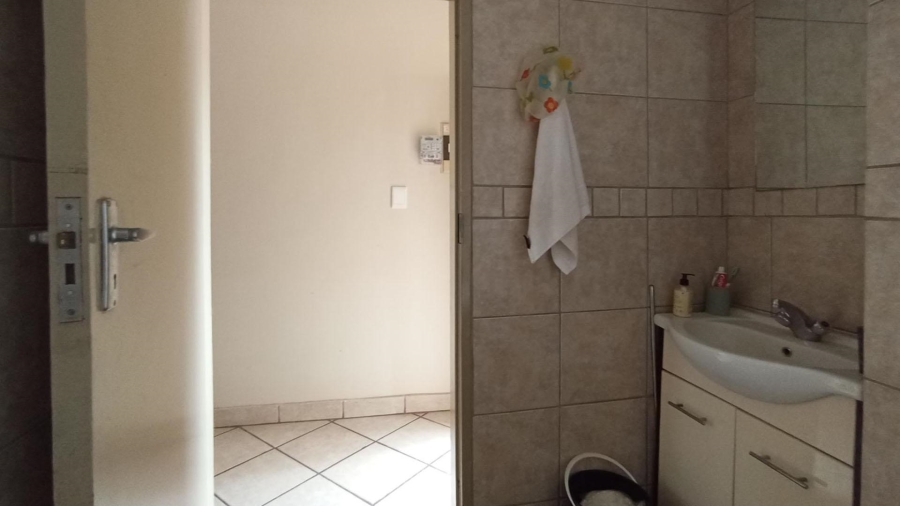1 Bedroom Property for Sale in Tijger Valley Gauteng