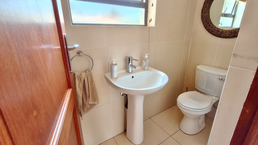 4 Bedroom Property for Sale in Vaal Marina Gauteng