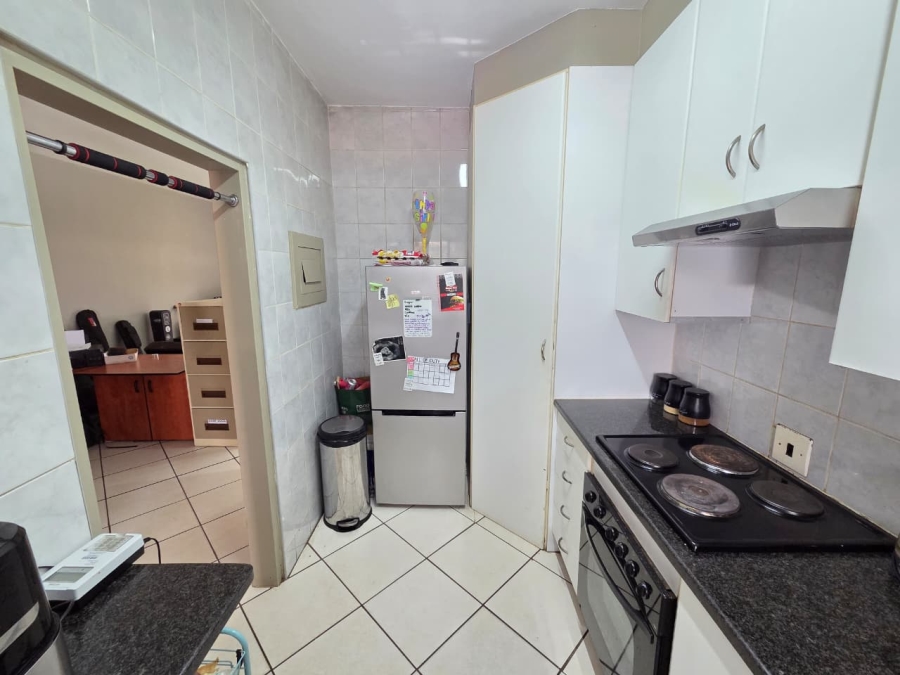 2 Bedroom Property for Sale in Sinoville Gauteng