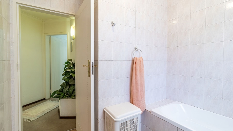 3 Bedroom Property for Sale in Bassonia Gauteng