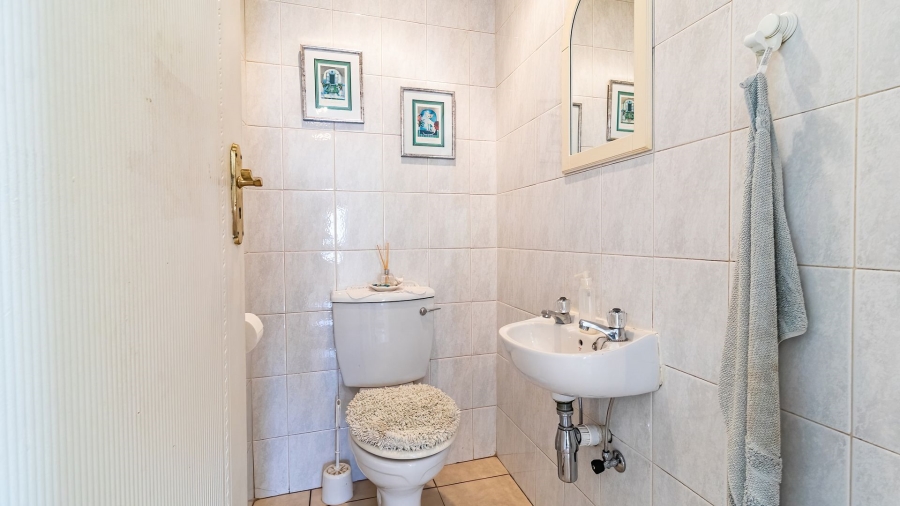 3 Bedroom Property for Sale in Bassonia Gauteng