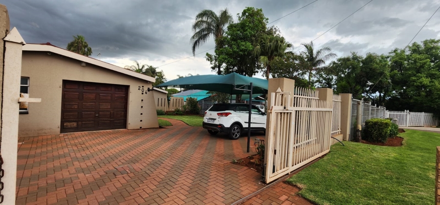 3 Bedroom Property for Sale in Sinoville Gauteng