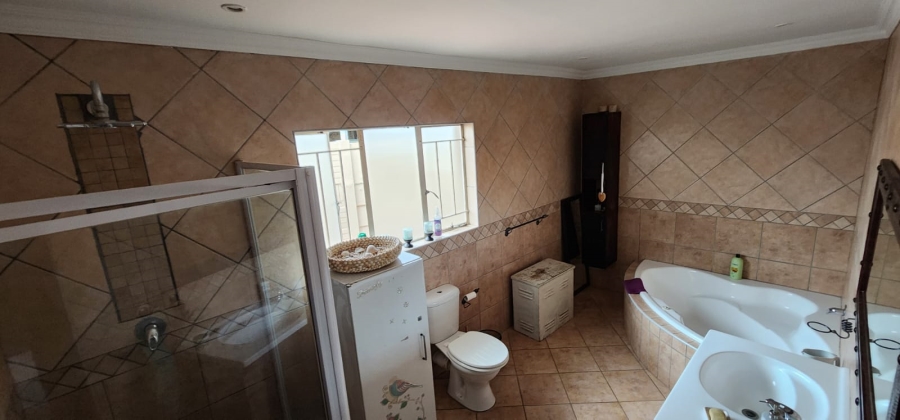 3 Bedroom Property for Sale in Sinoville Gauteng
