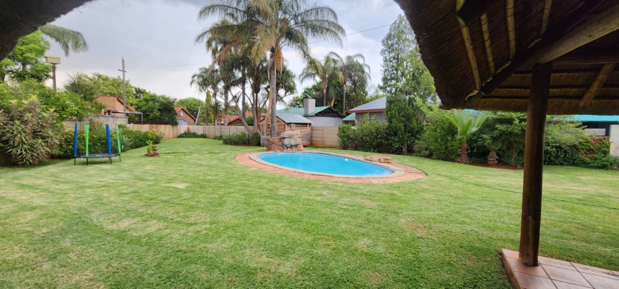 3 Bedroom Property for Sale in Sinoville Gauteng
