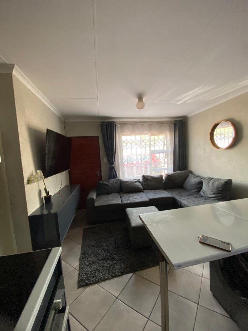 2 Bedroom Property for Sale in Wilfordon Gauteng
