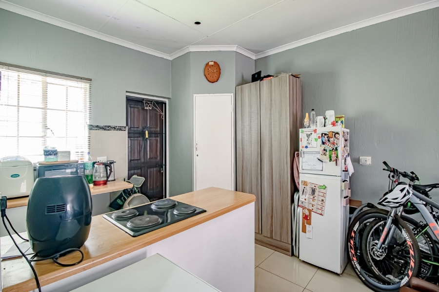 2 Bedroom Property for Sale in Montana Park Gauteng