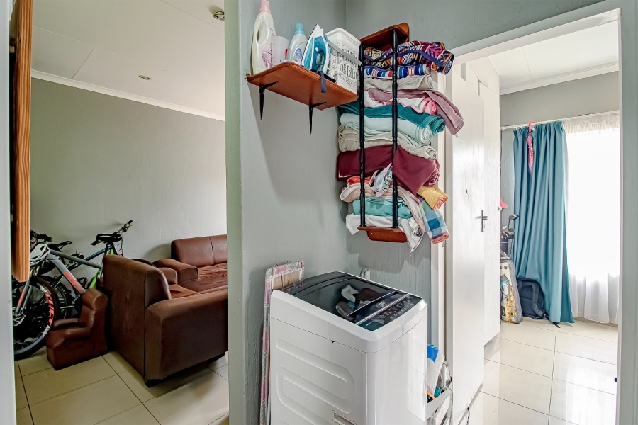 2 Bedroom Property for Sale in Montana Park Gauteng