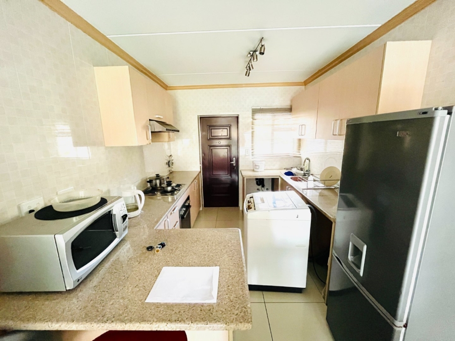 To Let 2 Bedroom Property for Rent in Noordwyk Gauteng