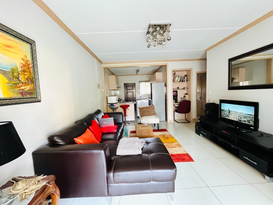 To Let 2 Bedroom Property for Rent in Noordwyk Gauteng