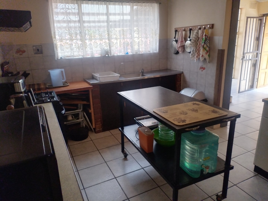 4 Bedroom Property for Sale in Selection Park Gauteng