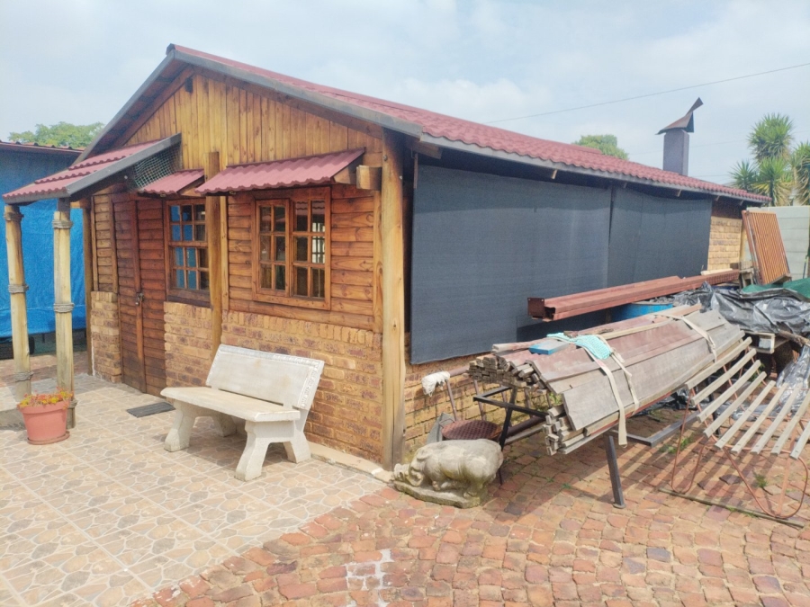 4 Bedroom Property for Sale in Selection Park Gauteng